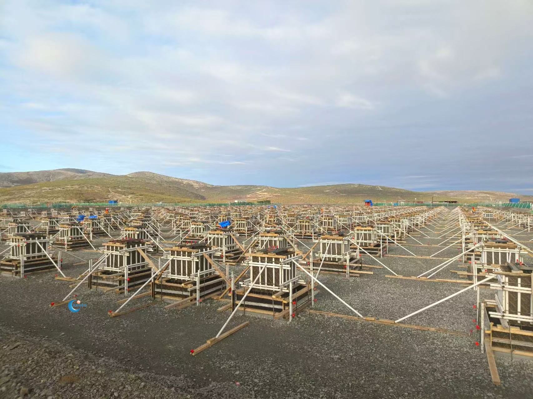 1765693476160368.jpg eba6c4096baa60f1c3da93b9a45aedc0.jpg